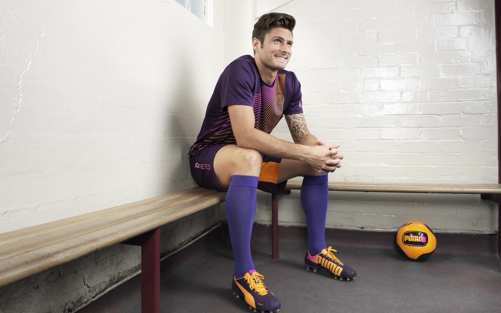 德甲节奏不断:攻守精彩瞬间轮番上演!,德甲收官战